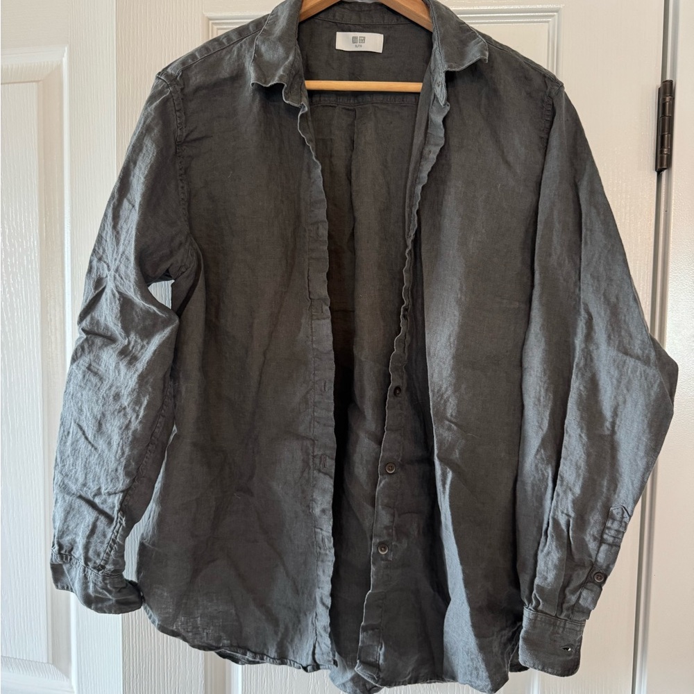 Uniqlo linen button down shirt